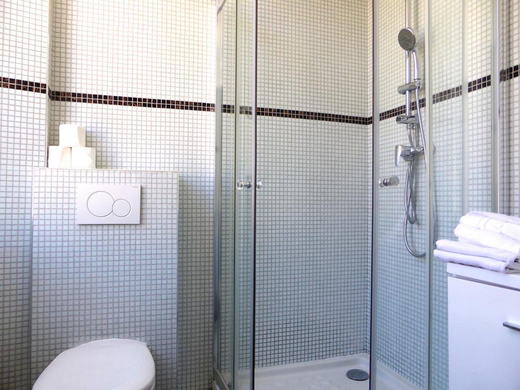 Standard Double Studio,1393920380:JPEG